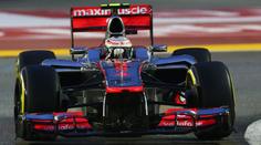 F1 ON-LINE: Dramatickou Velkou cenu Singapuru ovládl Vettel