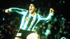 Cristiano Ronaldo, Neymar, Pelé... Velké hvězdy se loučily s Maradonou!