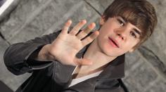 VIDEO: Justin Bieber se pozvracel během koncertu na pódiu!