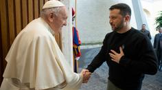 Papež měl tajně pomáhat Ukrajině při válce. Zveřejněno to mohlo být až po jeho smrti
