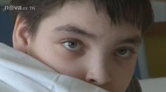 Malý Pepík (10) přišel o nohy, zmrzačil ho mladík v pojízdném vraku
