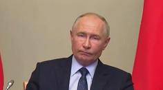 VIDEO: Putinův stav se prudce zhoršil. Při jednání se olizoval, oko mu cukalo