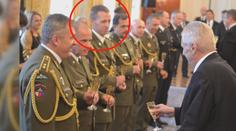 V autě, které smetl mustang u Špindlu, zemřel generál vojenské tajné služby