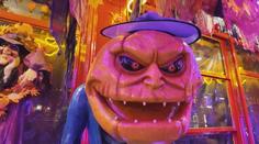Halloween slaví po celém světě. V New Yorku pořádali průvod, v Limě psí přehlídku