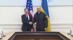 Americký ministr zahraničí navštívil Kyjev. Ujistil Ukrajinu o pokračování americké pomoci