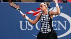 Strakatý Berdych, černá Kvitová. US Open není módní nuda