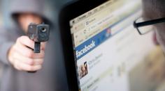 Facebook sleduje 15 tisíc cenzorů. Hlídají násilí, šikanu i výhrůžky