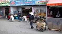 Pozor! Pražská tržnice Sapa je plná padělků! Razie nepomohla