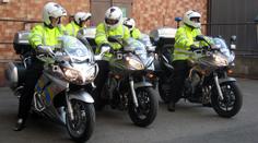 Rychlé policejní motorky v akci. PARAMETRY a VIDEO