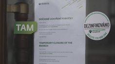 Sberbank stále vyplácí peníze. Desetitisíce lidí si je vůbec nevyzvedly