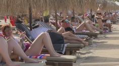 Letní dovolená v cizině? Země plánují podmínky pro turisty. PŘEHLED