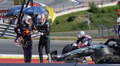 Za srážku s Verstappenem krutý trest. Antonelli se byl omluvit i v sídle Red Bullu