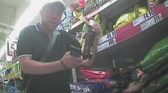 Láďa Hruška si posvítil na brněnský Kaufland. Našel tam shnilotinu a pořádný svinčík!