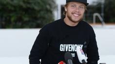 Miliarda? Včera jsem si koupil kuře za 8 dolarů, smál se Pastrňák