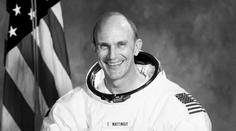 Zemřel astronaut Ken Mattingly. Jeho rozhodnutí zachránilo posádku Apolla 13