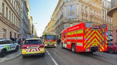 Požár na Žižkově: Jeden člověk zemřel. Vyhlásili druhý stupeň poplachu