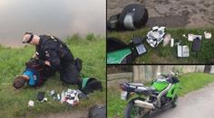 VIDEO: Motorkář se honil s policií, pak skočil do Labe a chtěl uplavat