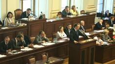 Rozhodně neodstoupím, jde o mediální guláš, vzkázal ze Sněmovny Nečas