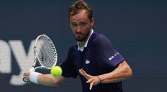 Wimbledon bez Medveděva? Účast Rusů a Bělorusů stále řešíme, zní z Londýna