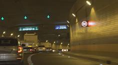 Tunel Blanka zablokovala hromadná nehoda. Vznikly dlouhé kolony
