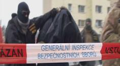 Výbušniny v bytě policisty by dokázaly panelák srovnat se zemí!