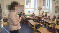Školstvím otřásá skandál! Falešná učitelka působila ve škole 10 let