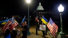 Ukrajina se miliardové pomoci dočkala. Vojenskou podporu už schválil i Biden
