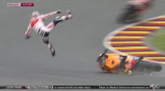 VIDEO: Létající motorky a zlomené kosti. VC Německa je hodně divoká