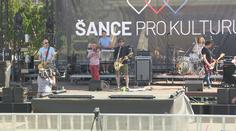 Koncerty, festivaly i slavnosti. Kultura se rozjíždí. PŘEHLED PO KRAJÍCH