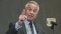Do září zjistím, co způsobuje autismus, prohlásil americký ministr zdravotnictví