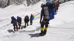 První lidé na Mount Everest vylezli před 70 lety. Nejvyšší hora má spoustu obětí
