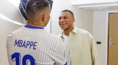 To jsem já, rozplýval se Mbappé. Hvězdný útočník má parádního dvojníka
