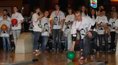 Hvězdy z Novy na BOWLINGU: Zahrály si s DĚTMI z dětských domovů