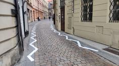 Týnský krokodýl zmizel. Jeho klikaté čáry se ale možná vrátí v květnu