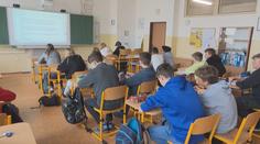 Deváťákům v Praze na přijetí nestačilo ani 68 bodů. Jinde to zvládli i s 40