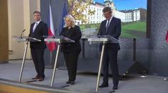 Vláda chce v novém roce plnit sliby. Opozice: "Dohání resty!"