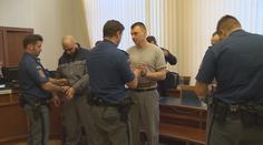 Seniora přepadli a uškrtili. Kvůli starožitným hodinám za pět tisíc