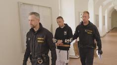 Sotva muž vyšel z vězení, hned měl okrást dítě a vyloupit benzínku