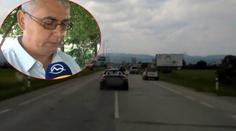 Řidič blokoval sanitku na cestě do nemocnice, teď si vyslechl trest