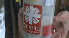 Důvěřuj, ale prověřuj. Odborníci radí, jak nenaletět falešné charitě