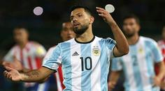 Argentina v šoku! Hvězdný Aguero zkolaboval o poločase s Nigérií