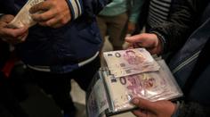 Muž koupil bankovku Gotta za 5050 Kč. Podvodnice ji neposlala