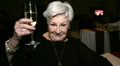 Kamila Moučková ZKOLABOVALA v divadle!