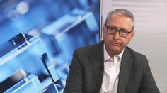 O práci v armádě je největší zájem od roku 2006. Nové benefity zabraly, říká expert