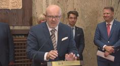 Nová varianta covidu se šíří světem. Válek vyzval Čechy, aby se očkovali