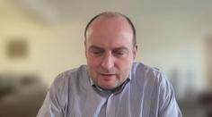 Politolog Šír: Bidenova návštěva v Kyjevě byla v ruských novinách zesměšňována