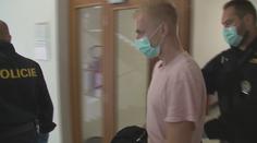 Zhrzený milenec měl měsíc sledovat bývalou partnerku. Nakonec ji přejel