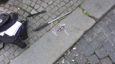 Prodavač ji poprosil o respirátor. Žena vytáhla teleskopický obušek