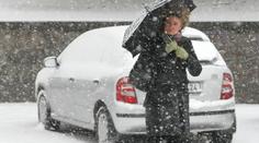 Zima se vrací, na horách už sněží! Kolik nasněží a naprší u vás? MAPY + PŘEDPOVĚĎ