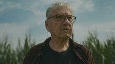 Miroslav Donutil zazáří v novém seriálu. Zahraje si v něm i jeho syn s manželkou